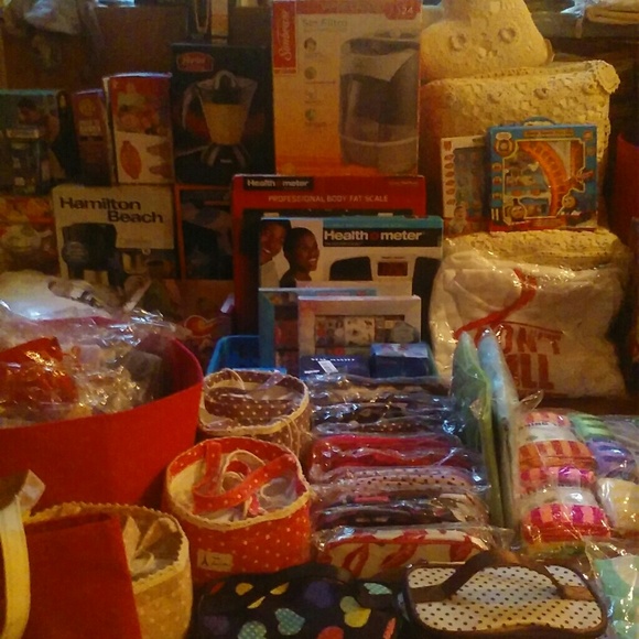 ✨PICTURES & ITEMS FOR MYSTERY BOXES✨ - Picture 3 of 8